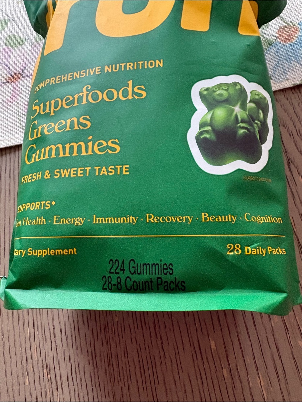 gruns Superfoods Greens Gummies - Sugar-Free Green Gummies - Picture 2 of 4